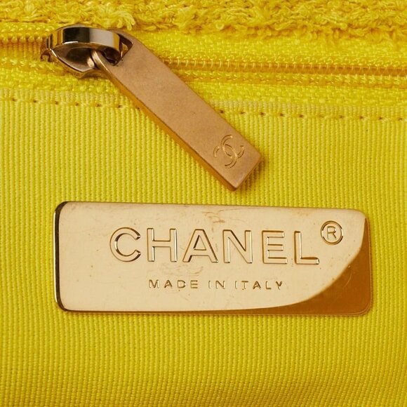 Chanel Yellow/Beige Quilted Tweed Small Chanel 19 Bag - Picture 5 of 9
